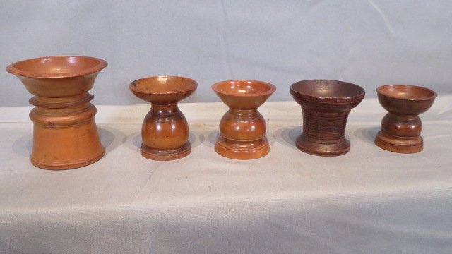 Group of 5 treenware sanders (1 of 6)