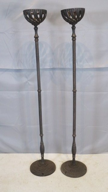2 cast iron 5' lamp stands (1 of 5)