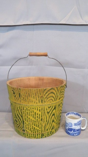 Painted wood pail (1 of 5)