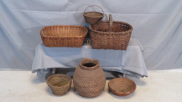 Group of 6 baskets (1 of 7)
