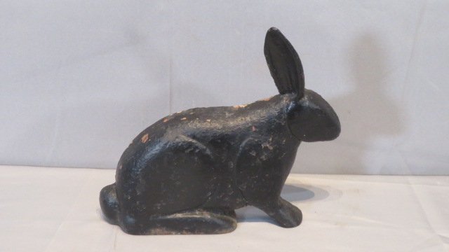 Cast iron seated rabbit doorstop painted black (1 of 4)