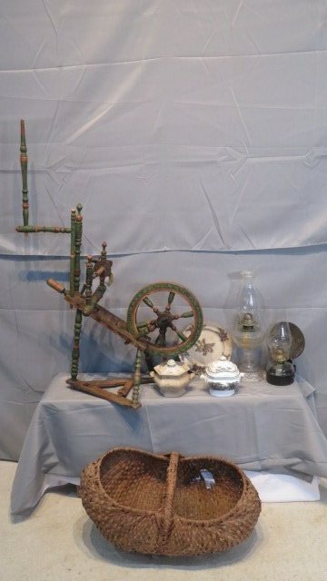 Group of misc. items (1 of 6)