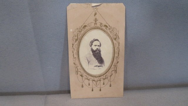 CDV Civil War image of Confederate General Fitzhugh Lee: CDV Civil War image of Confederate General Fitzhugh Lee, marked on back Lilienthal, New Orleans, 4"T x 2.5"W