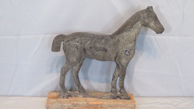 Cast iron Dempster bobtail horse windmill weight (1 of 6)