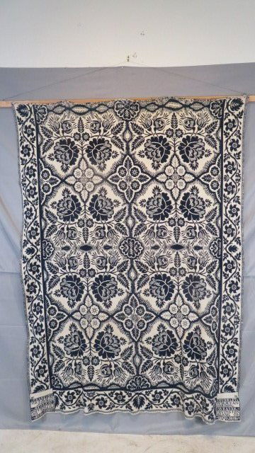 Van Gordon 1852 Ohio blue & white coverlet (1 of 8)