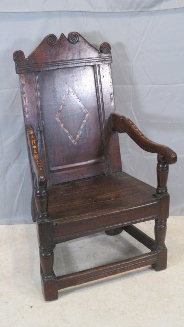 17th century oak English armchair with inlay (1 of 8)