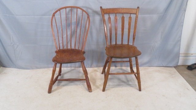 2 early 19th century Windsor chairs (1 of 9)