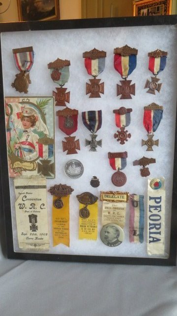 Group of 20 Women's Relief Corp items (1 of 6)