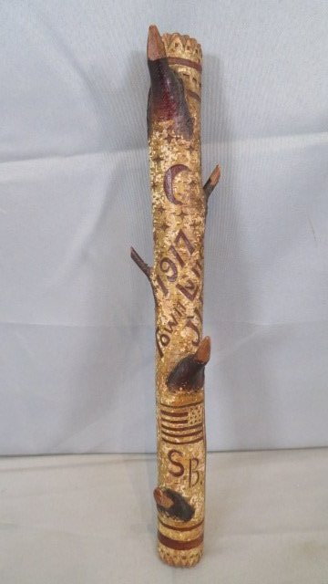 Folk art wood limb dated 1917 (1 of 5)