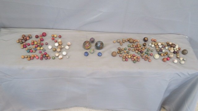 Group of over 150 old marbles (1 of 7)