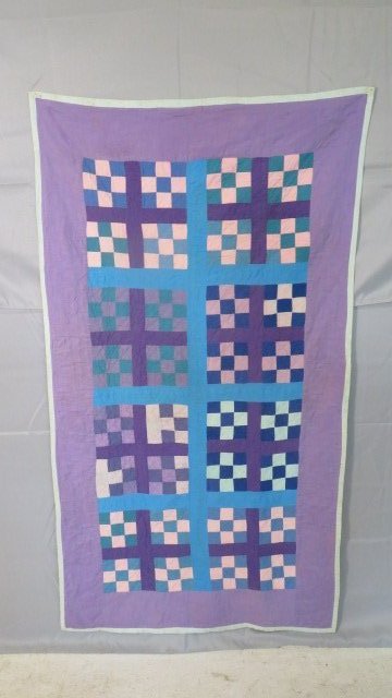 Pa. hand stitched crib quilt (1 of 5)