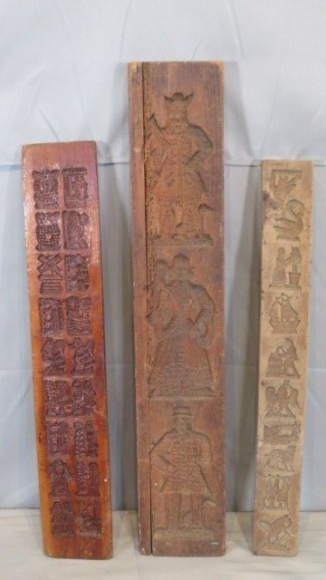 3 wood cookie molds (1 of 5)
