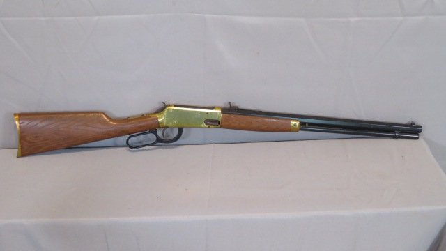 Sears & Roebuck lever action saddle ring carbine BB gun: Sears & Roebuck lever action saddle ring carbine BB gun, made by Daisy for Sears & Roebuck, model #799.19052, this model is based on a Winchester yellow boy lever action carbine, 38"L