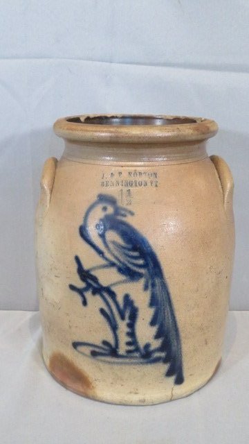 Norton, Bennington, VT Peacock on a stump stoneware jar (1 of 8)