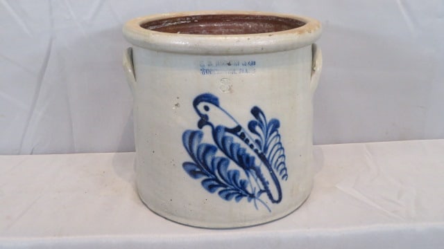 Stoneware 3-gal jar with blue decorated bird, F.B. Norton & Co. (1 of 6)