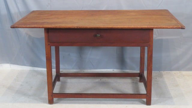 Early New England tavern table with drawer (1 of 8)