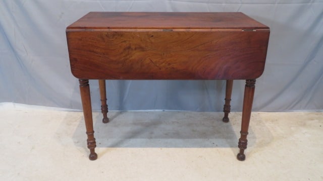 19th century New England mahogany drop-leaf table w/short drops (1 of 8)