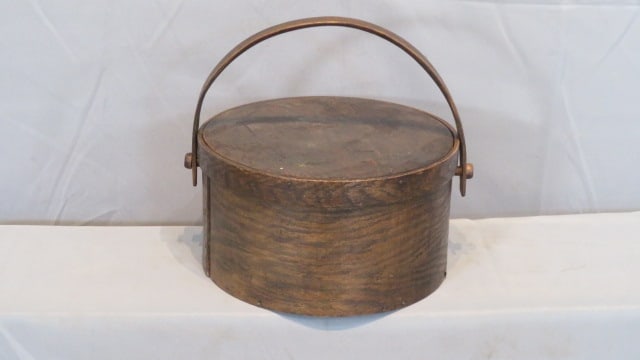 Large pantry box with wood handle (1 of 6)