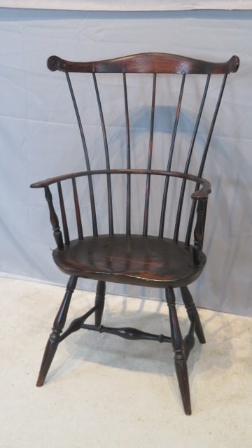 Well made New England fanback Windsor armchair (1 of 9)