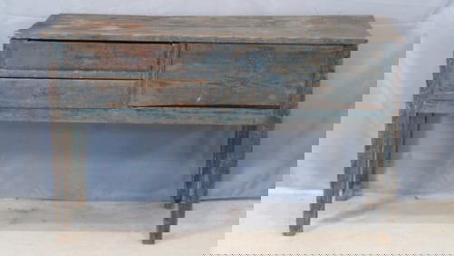 Southern pine country hunt board in old blue paint