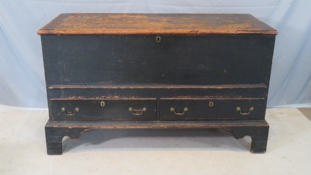 Late 18th century Eastern PA pine dovetailed 2-drawer blanket chest (1 of 10)