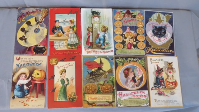 10 vintage Halloween postcards (1 of 6)