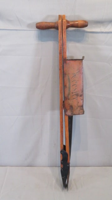 Late 19th century Hoosier single hill corn planter from Bluffton, IN (1 of 6)