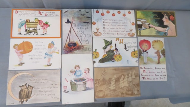10 vintage Halloween postcards (1 of 7)