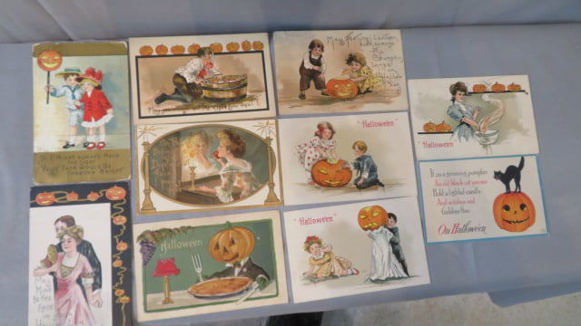 10 vintage Halloween postcards (1 of 7)