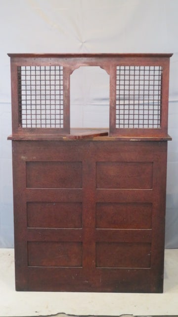 Ca 1910 oak and wire bank teller/ticket counter cage (1 of 11)