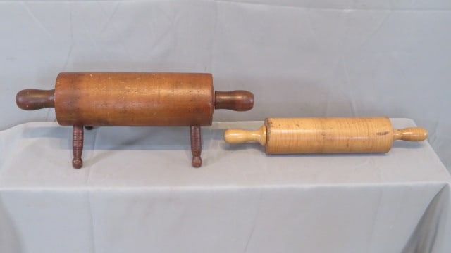 2 wooden primitives, rolling pin and footstool (1 of 4)