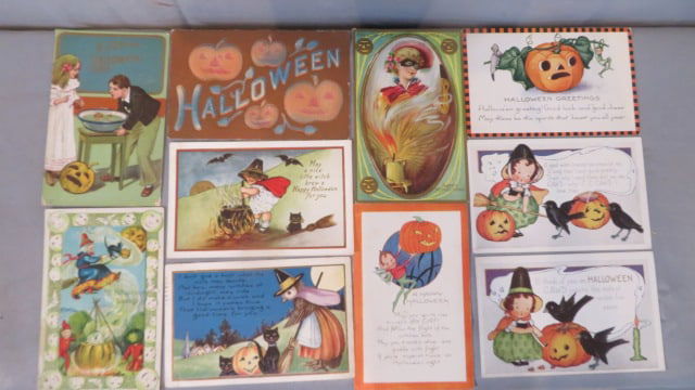10 vintage Halloween postcards (1 of 6)