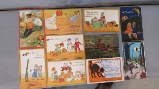 10 Vintage Halloween Postcards (1 of 7)