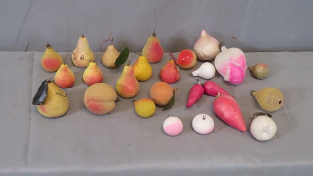 25 vintage Christmas ornaments, fruits & vegetables (1 of 5)