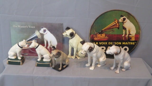 8 pieces of RCA Victor Memorabilia (1 of 6)