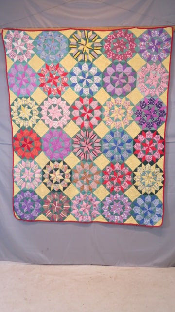 1930-40 Star Variation hand stitched quilt (1 of 6)