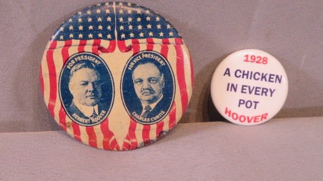 2 Herbert Hoover campaign pinback buttons (1 of 4)