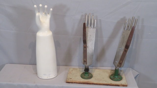 2 glove forms (1 of 5)