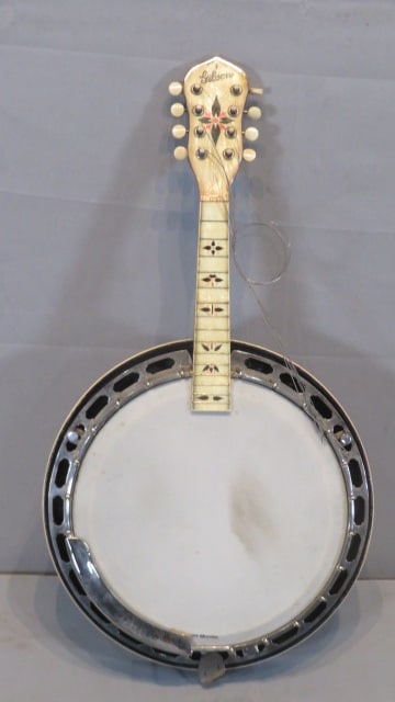 1930's Gibson 8-string Banjolele (1 of 15)