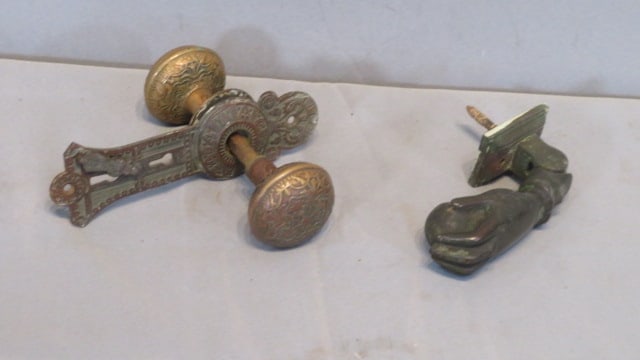 Late 19th century brass doorknobs and knocker (1 of 11)