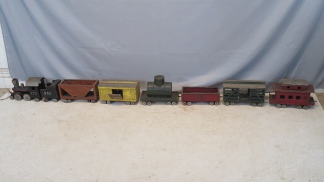 Early 20th century all wood handmade folk art 8-pc train pull toy (1 of 8)