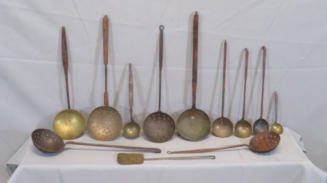 12 kitchen fireplace utensils with iron handles and brass pans (1 of 6)