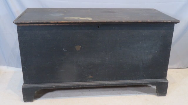 19th century pine dovetailed blanket chest in old dark blue paint (1 of 8)