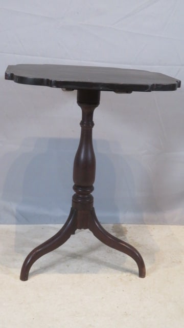 Mid-19th century walnut tilt-top candlestand (1 of 8)