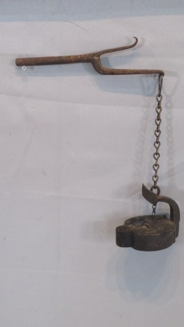 18th century wrought betty lamp & hanger (1 of 7)