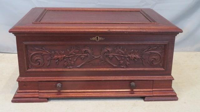 Stella Patent 1897 tin disk music box with drawer (1 of 13)