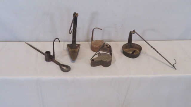 5 pcs of early iron and tin lighting (1 of 5)