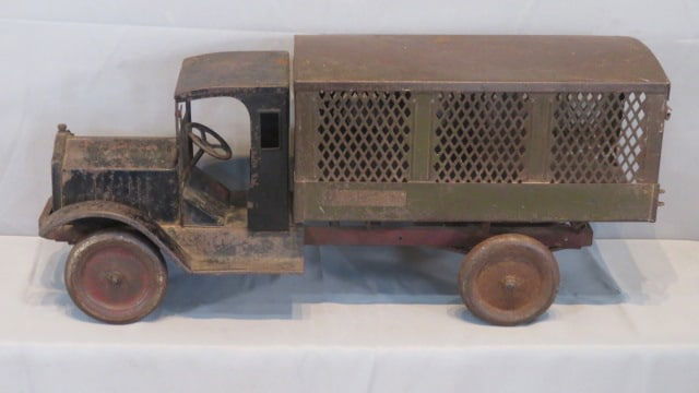 Ca 1920 Keystone Packard US Mail toy truck (1 of 8)