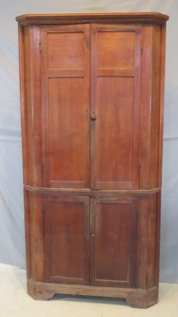 Eastern pine blind door corner cupboard (1 of 7)