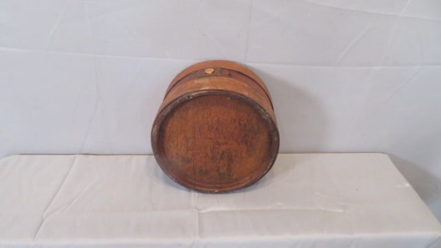 Late 18th-early 19th century wood canteen (1 of 4)
